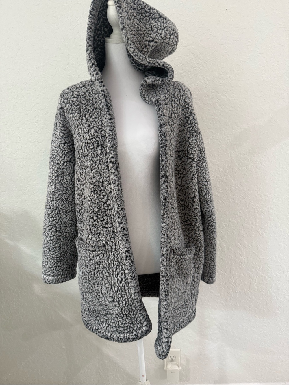 Cozy Hooded Teddy Fleece Cardigan - Gray